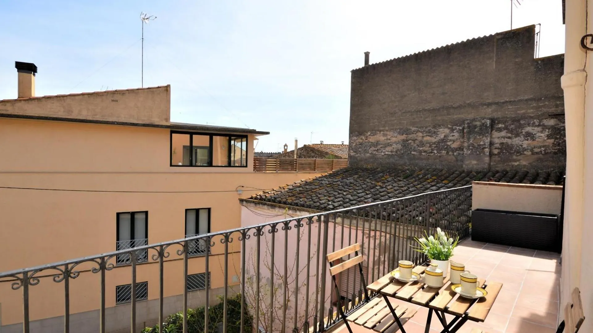 Apartamento Moderno Para 4 Pers., Wifi, A.A., En El Corazon De Castello D'Empuries - Es-89-79